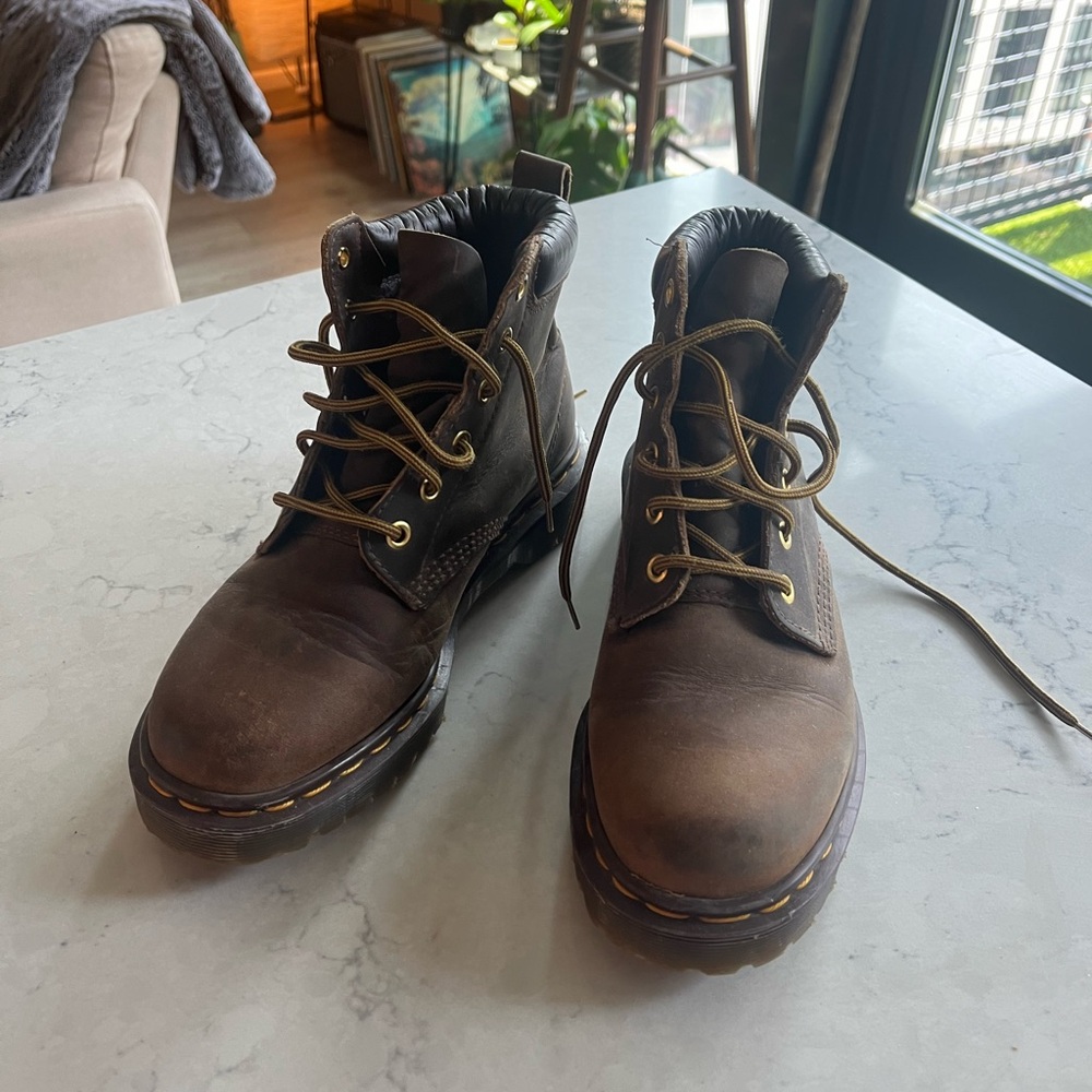 EUC - Vintage Doc Dr. Martens AirWair Ben Boot AW004 Chunky Boot England Size 5